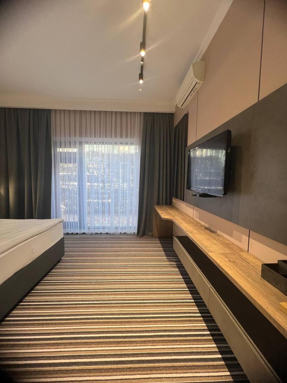 שימקנט Sapar Standart Hotel מראה חיצוני תמונה