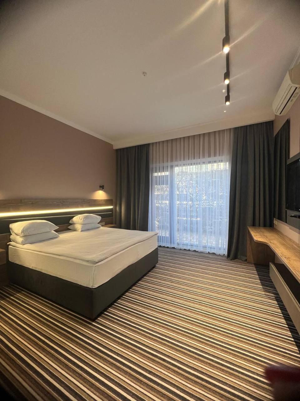 שימקנט Sapar Standart Hotel מראה חיצוני תמונה