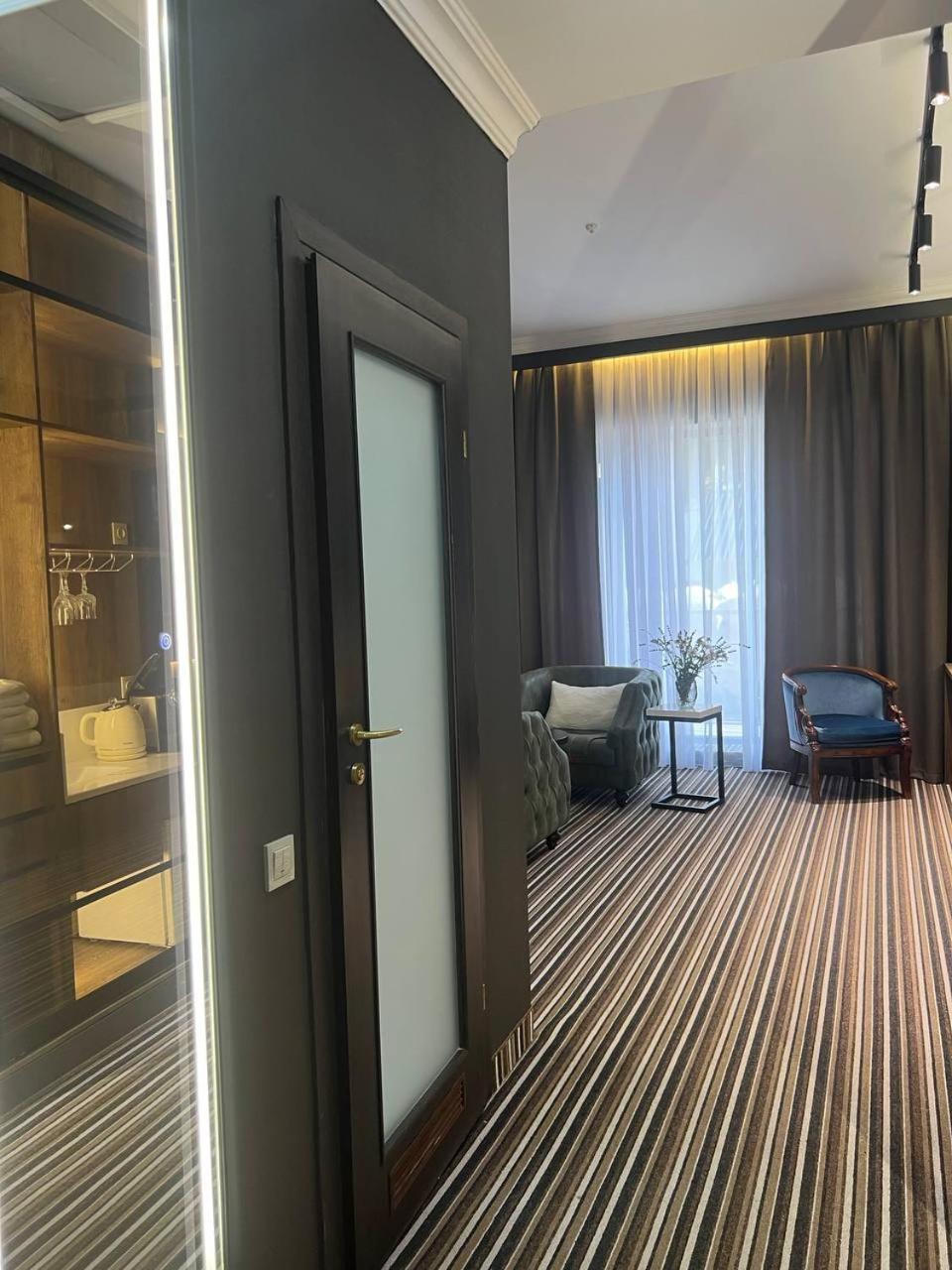 שימקנט Sapar Standart Hotel מראה חיצוני תמונה